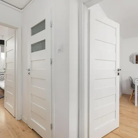 דירה Wilaneska By Bookinghost *