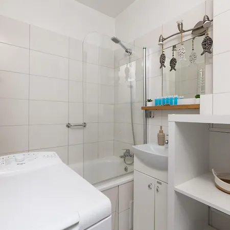 דירה Wilaneska By Bookinghost *