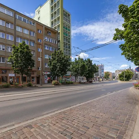 Wilaneska By Bookinghost שצ'צ'ין